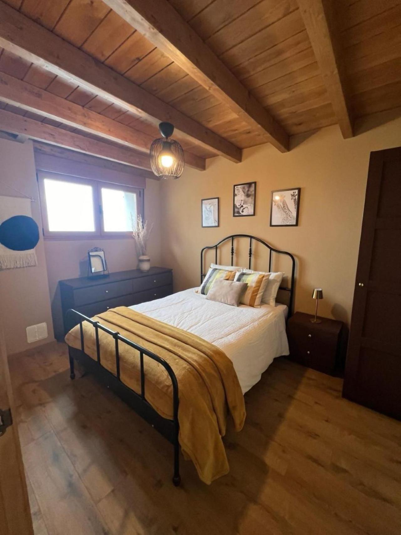 Casa Moises En Bimenes Villa Екстериор снимка