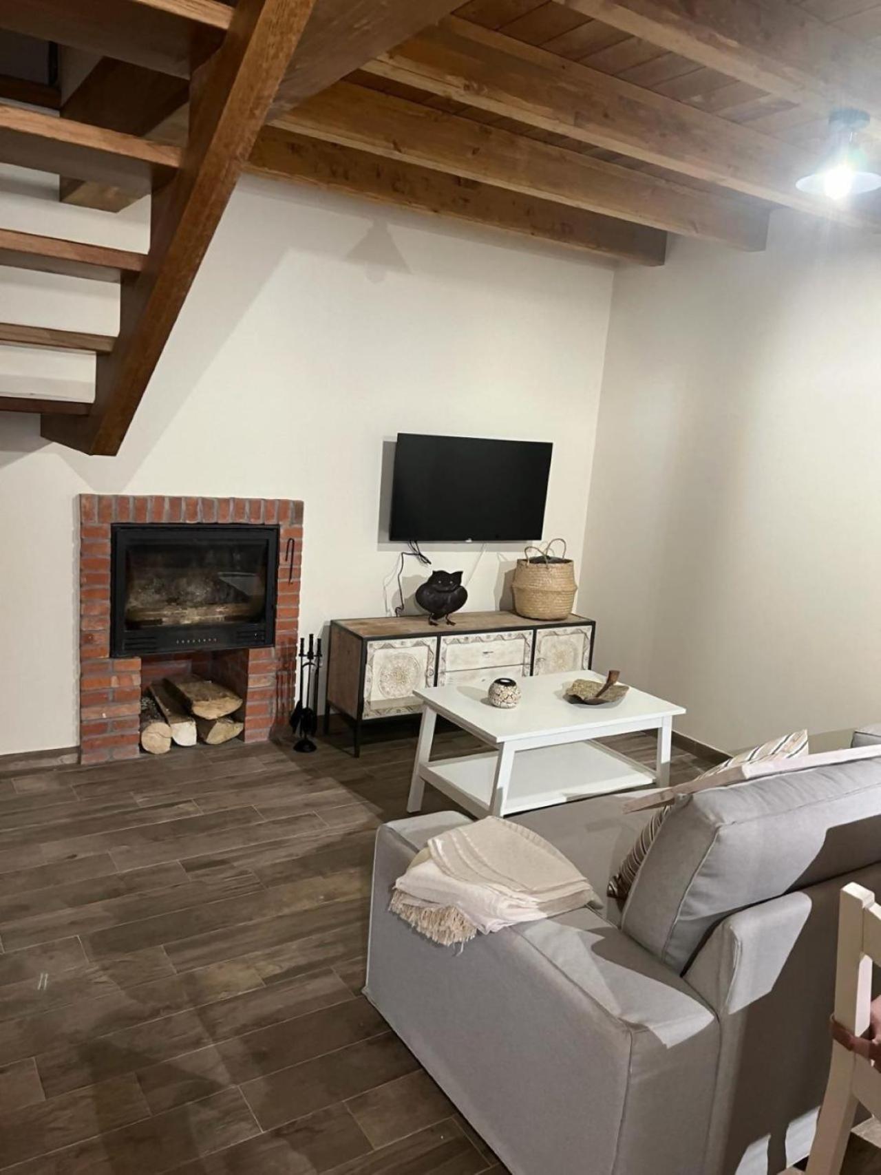Casa Moises En Bimenes Villa Екстериор снимка